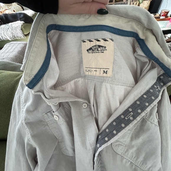 VANS Gray Casual Button Down Shirt SZ M - Picture 6 of 8